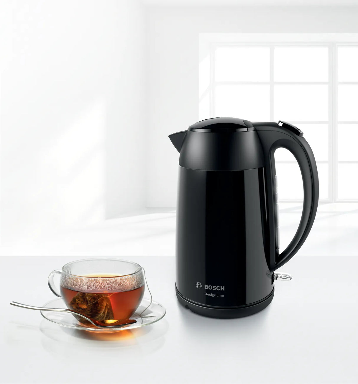 Bosch TWK3P423GB Kettle DesignLine Black, 3000 Watt