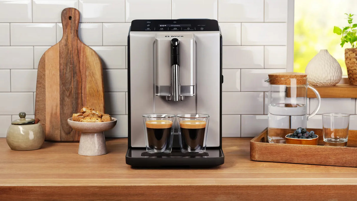 Bosch TIG20301 Fully automatic coffee machine VeroCafe Silk Silver, Removable water tank