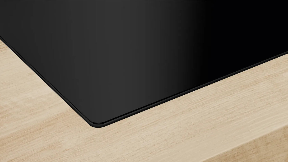 Bosch PUE611BB5E Series 4 induction hob 60 cm, Black