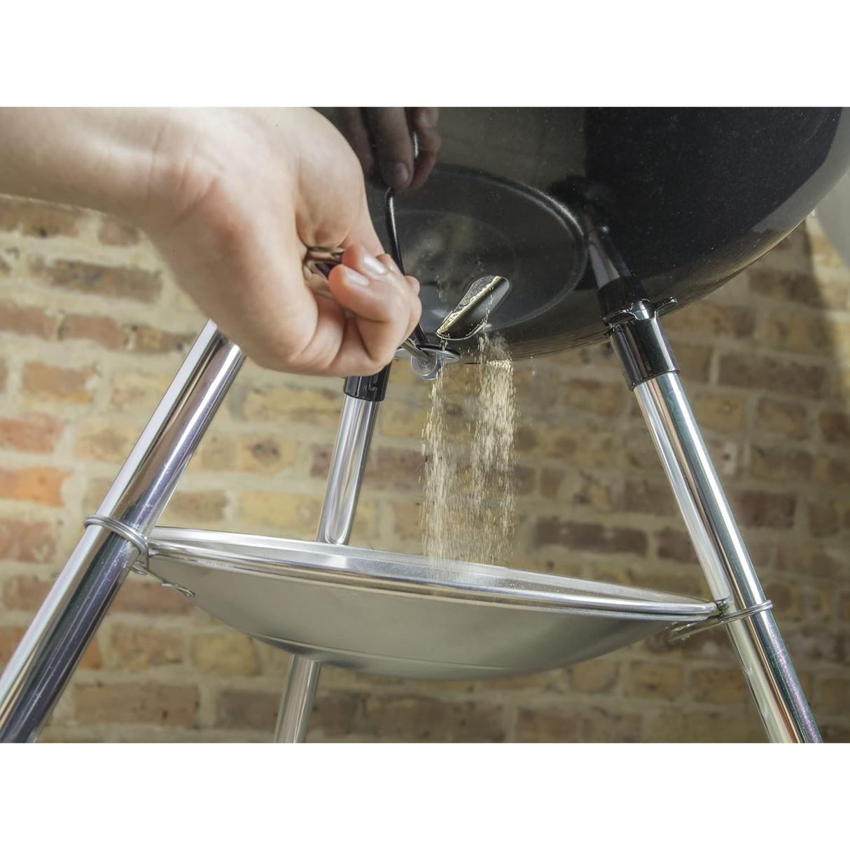 Weber Classic Kettle Charcoal, Black, 47cm